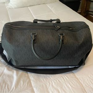 Michael kors leather weekender duffel bag - great condition